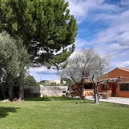 Maison En Provence Beaucaire (Gard)